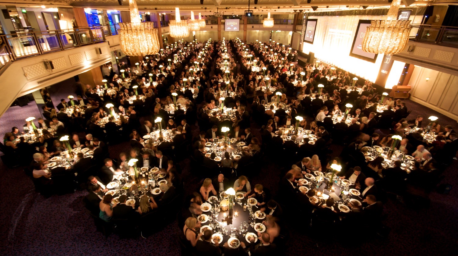 HOW TO ORGANISE A BLACK TIE PARTY OR EVENT