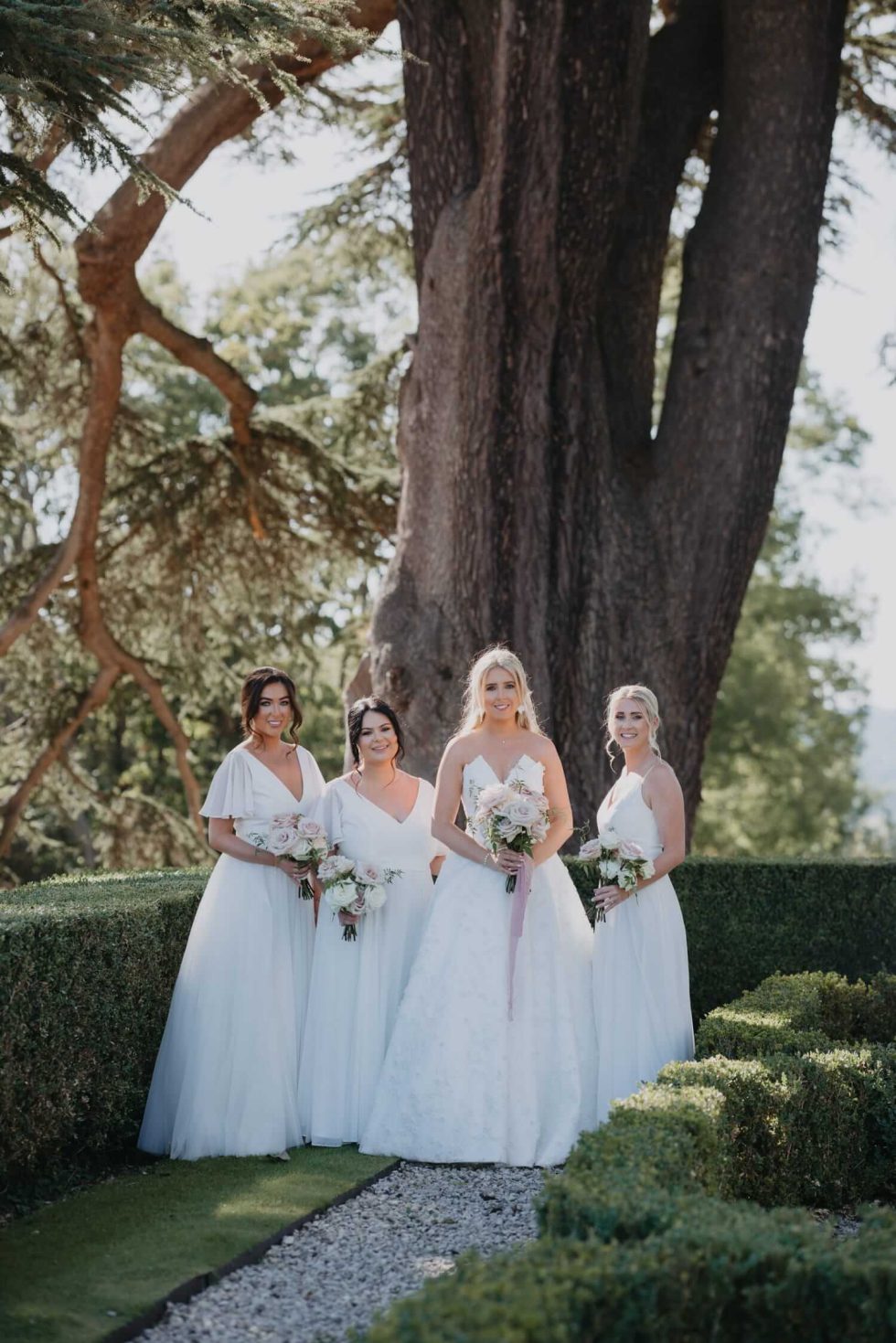 Hedsor House wedding planner bride and bridesmaids