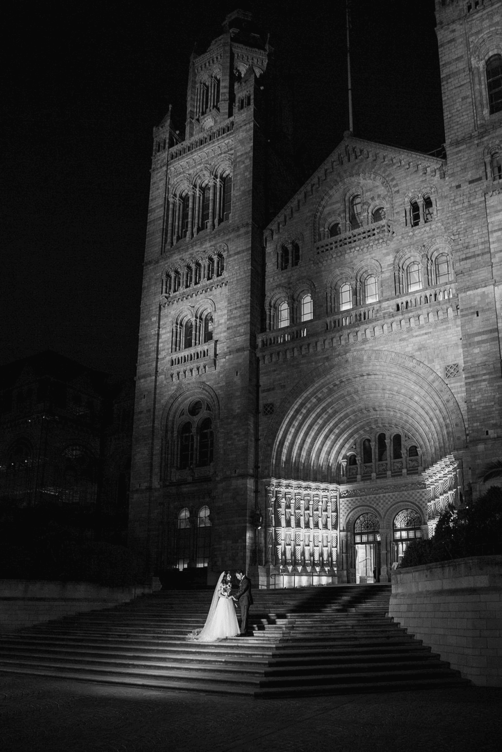 Bride and groom outside Natural History Museum, London
